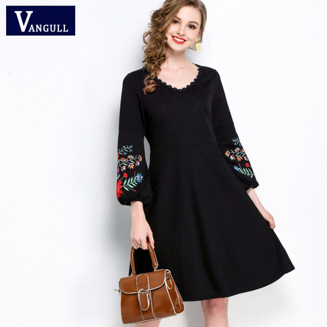 Vangull Plus size 5XL summer women casual Bohemian style Embroidered O-Neck dress 2018 new Pleated elegant vestido Black Dresses