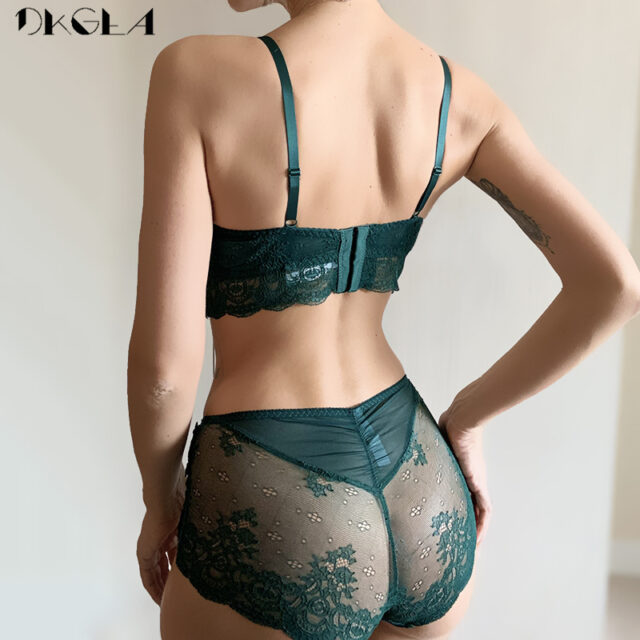 New Luxury Green Lingerie Fashion Sexy Bra Embroidery Lace Women Underwear Bra Set Transparent Brassiere Black Deep V Temptation