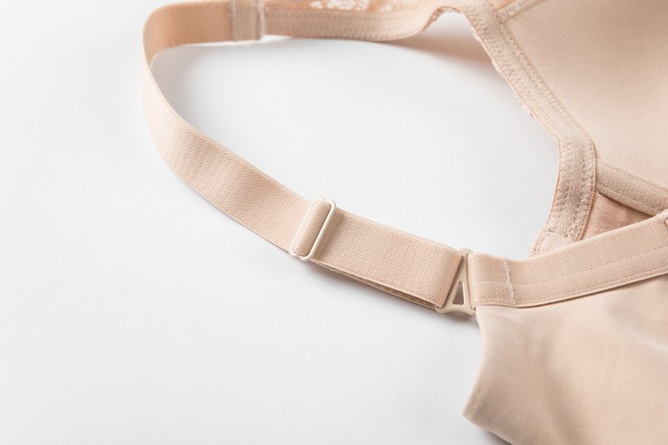 Women's Full-Coverage Underwire Smooth Lightly Lined No Show Supportive Lace T-shirt Bra Women's Full-Coverage Underwire Smooth Lightly Lined No Show Supportive Lace T-shirt Bra