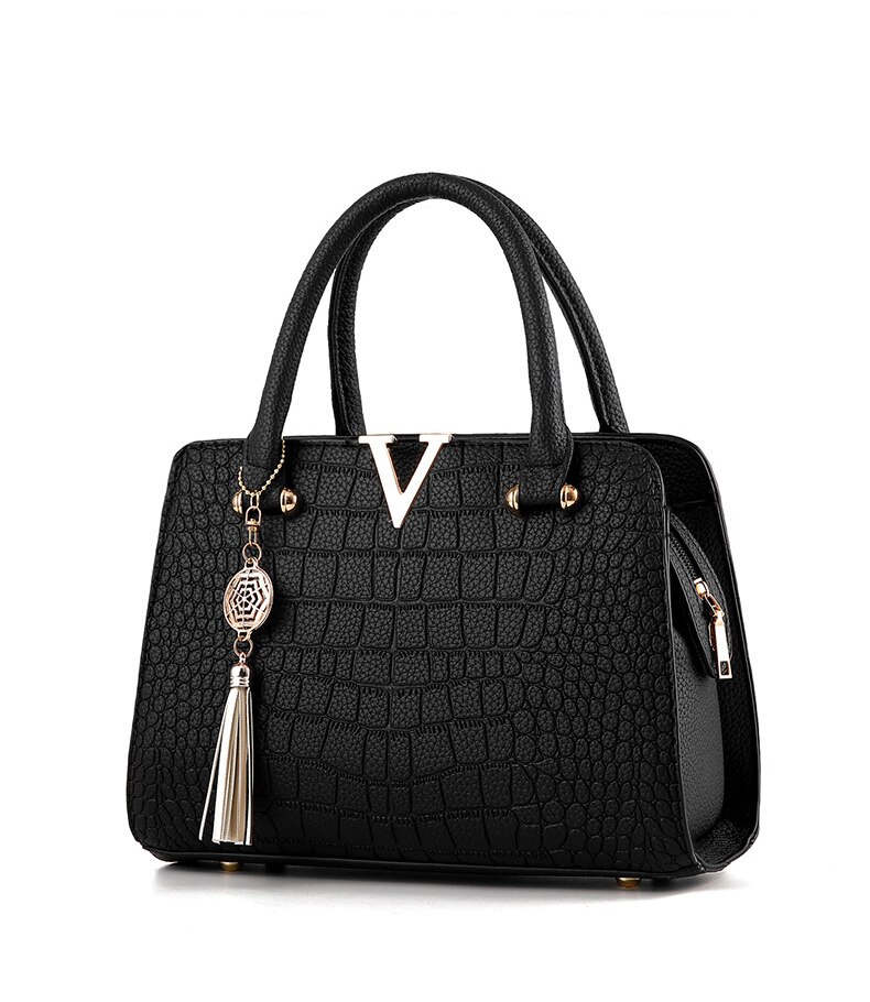 New Crocodile Pattern Women Bag Handbags Women Messenger Bags Crossbody Shoulder Bags Ladies Tassel Women Leather Handbags Hot