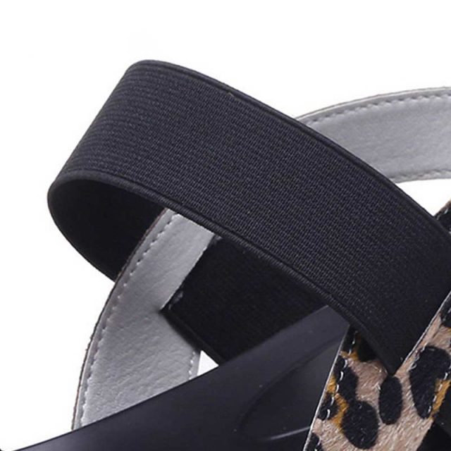 Summer sandals women shoes footwear Women sandals 2019 new peep-toe platform casual shoes woman outdoor flat with comfortable