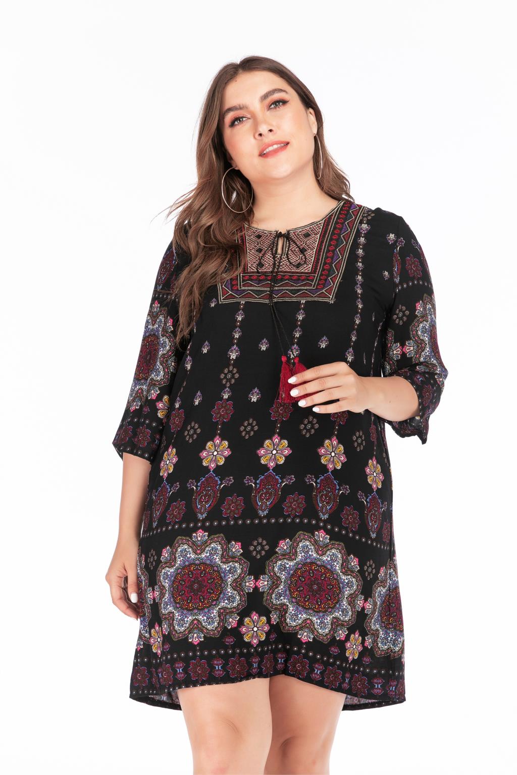 Plus Size Summer Dress 2019 Women Embroidery O Neck Floral Print Short Mini Dress Casual Loose Ladies Tunic Beach Dresses