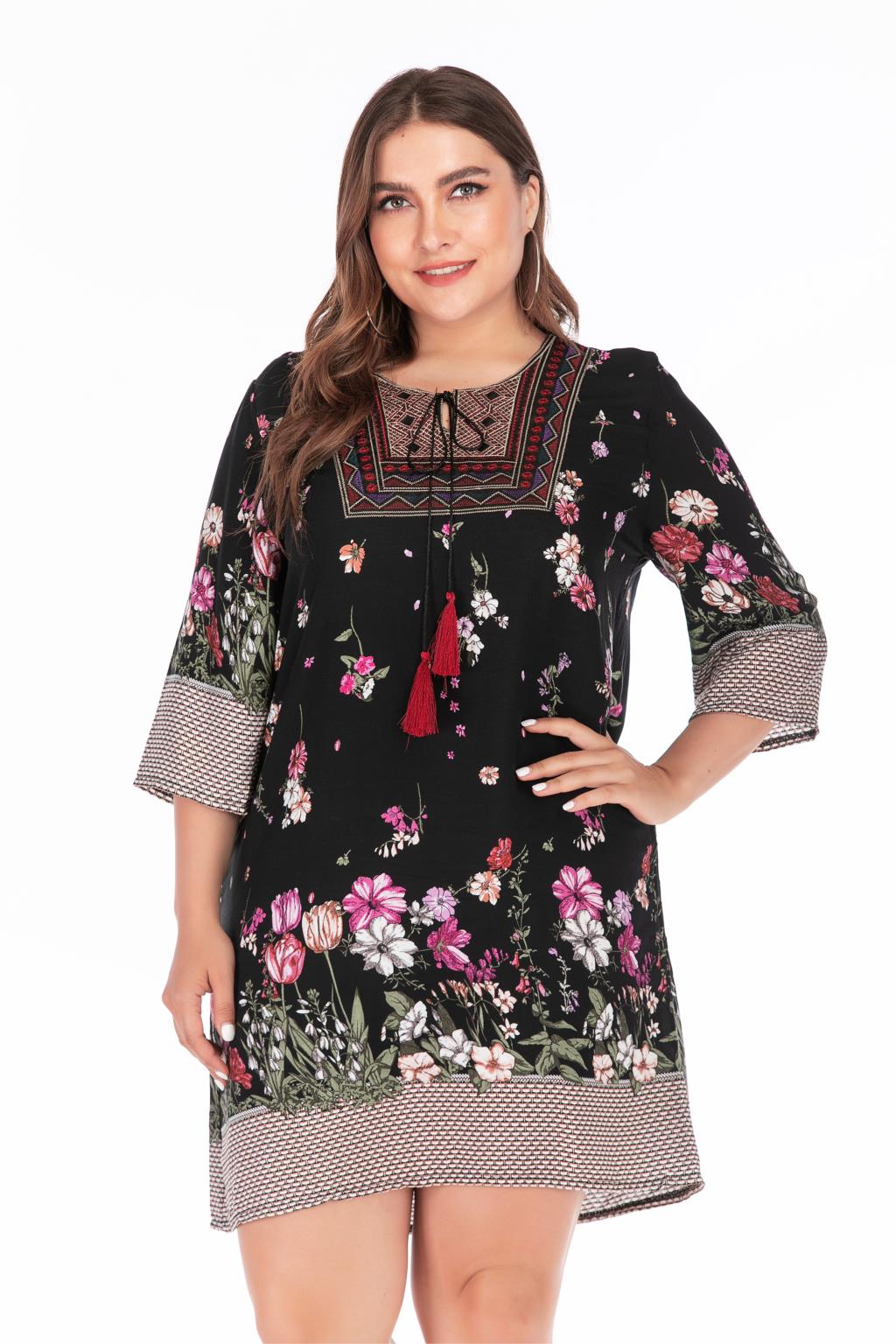 Plus Size Summer Dress 2019 Women Embroidery O Neck Floral Print Short Mini Dress Casual Loose Ladies Tunic Beach Dresses