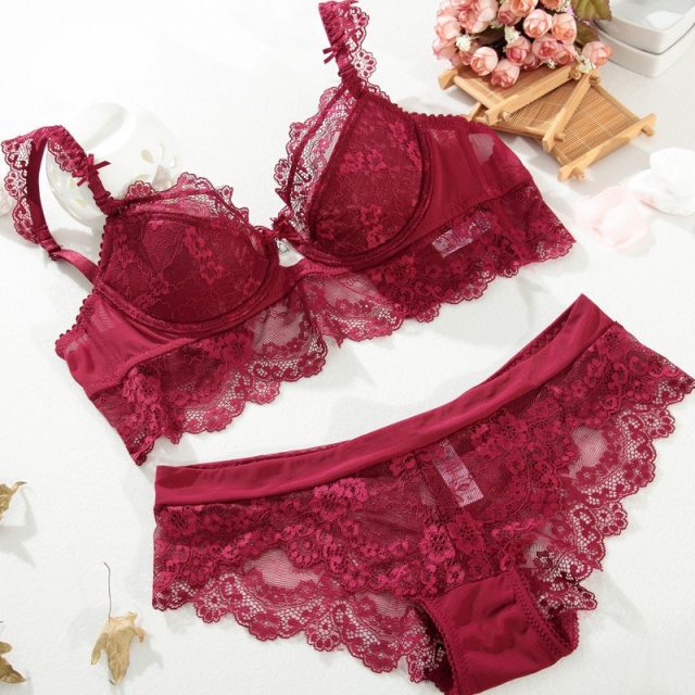 Varsbaby New Europe and sexy lace thin cup bra set underwear for women B C Cup