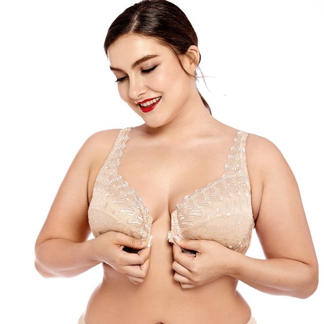Women’s Lace Front Close Unlined Plus Size Support Embroidered  Underwired Bra