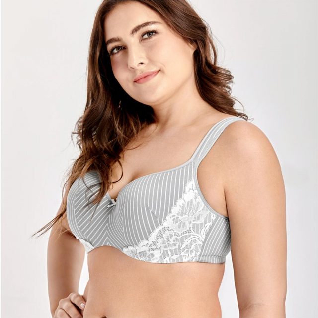 Women’s Lightly Lined Underwire Smooth Full Figure Balconette Bra