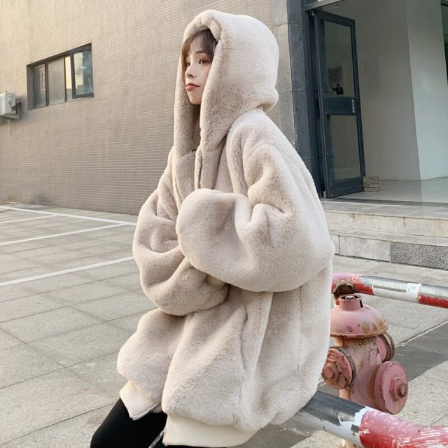 2020 faux fur jacket women’s clothing winter outerwear coats new hooded loose fluffy coat female imitation Rabbit Fur parka