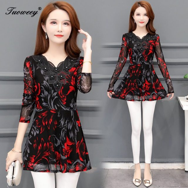 mujer de moda 2020 shirt Ladies Large Size Button Lace V Neck see through Long Sleeve blusa feminina elegant blouse women
