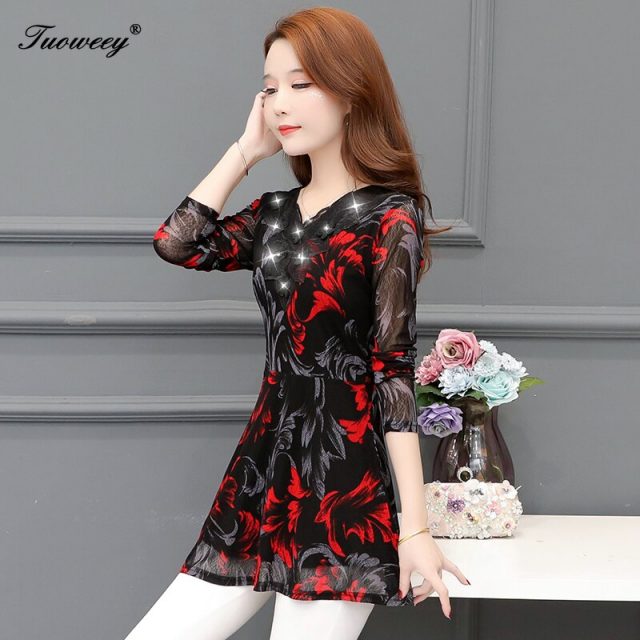 mujer de moda 2020 shirt Ladies Large Size Button Lace V Neck see through Long Sleeve blusa feminina elegant blouse women