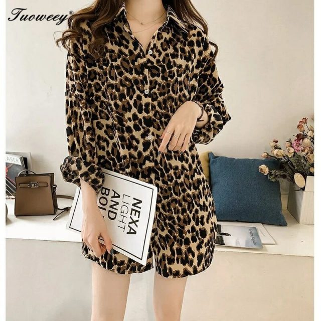 4XL Plus size long Autumn Women’s Blouse Shirt Leopard Batwing Sleeve Loose Big Size Stand Shirts Blouses Clothes Fashion 2018