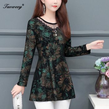 2019 Autumn Hollow out Lace Women Blouse Shirt Older Women Half sleeve flower printed see through Autumn female Women tops