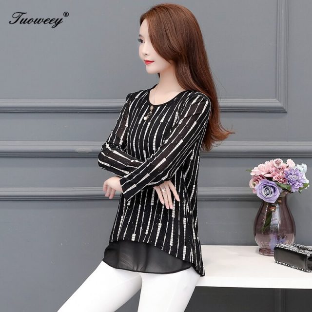 5XL Plus Size striped Women red Blouses 2019 Fashion autumn long Sleeve loose elegant Shirt Female Casual tops