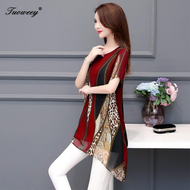 Women clothing New 2019 spring fashion loose plus size women’s long shirts short sleeve leopard blouse shirts chiffon blusas