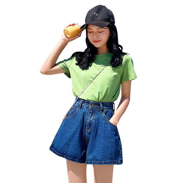 2019 Euro Style Women loose Denim Shorts Vintage mid Waist Tassel Jeans Shorts Street Wear Sexy Wide Leg Shorts For Summer