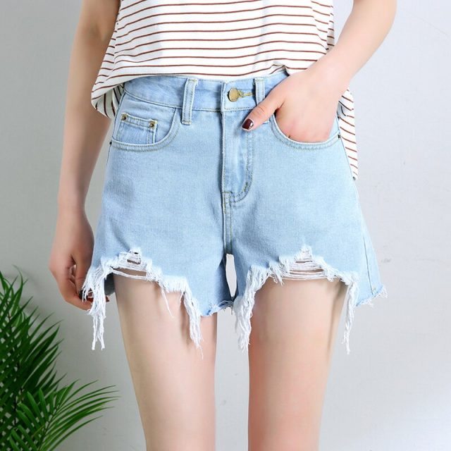 2019 Euro Style Women Denim Shorts Vintage hole mid Waist Tassel Jeans Shorts Street Wear Sexy Wide Leg Shorts For Summer