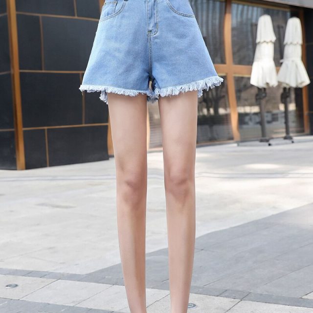 2019 Euro Style Women blue Denim Shorts Vintage mid Waist Tassel Jeans Shorts Street Wear Sexy Wide Leg Shorts For Summer