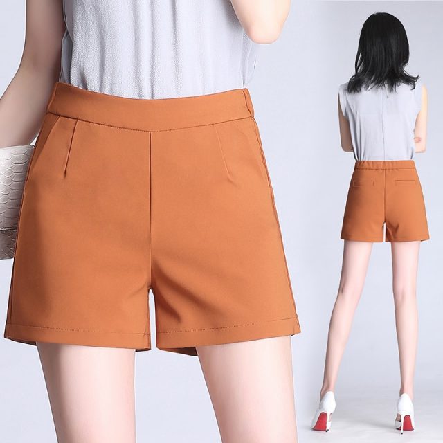 2018 Lady Casual Short OL Trousers Solid Color black / White Korea Summer Woman office Shorts Size S-4XL New Fashion Design