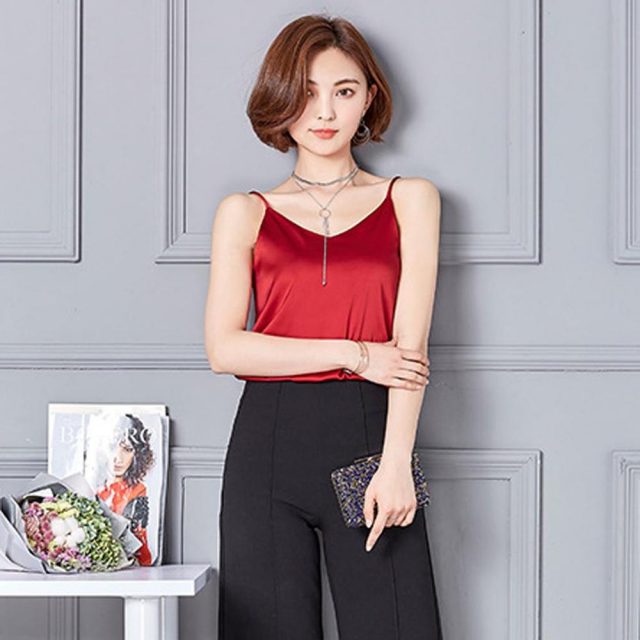 Women Tank Top Sexy Silk Ladies Camisole Bottom Blouse Shirt Soft Satin Tank Top Crop Blusas De Tirantes De Mujer Women Tank Top