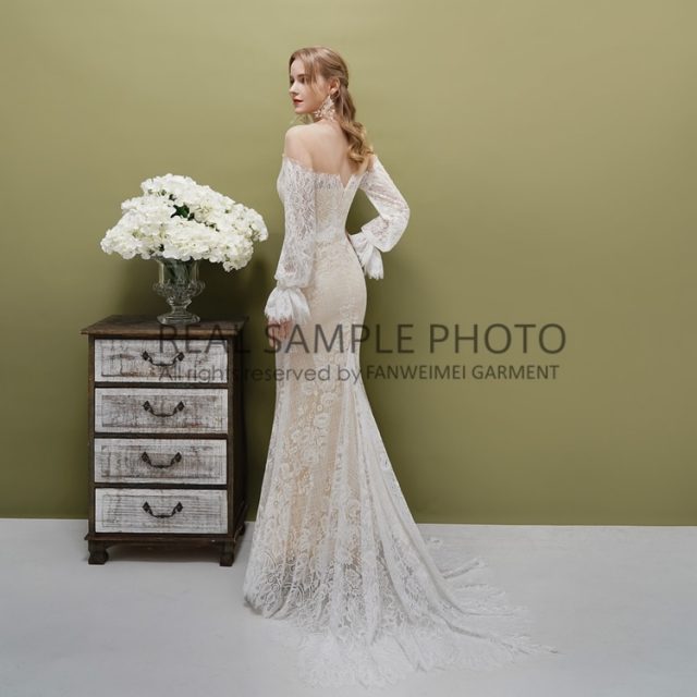 Vintage long sleeve lace boho CHAMPAGNE bridal gown wedding dresses real photo factory price