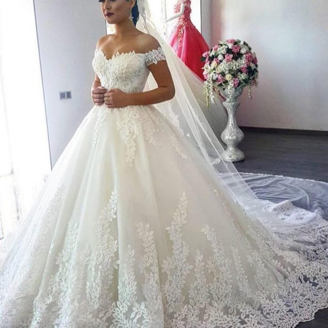 Vestido de Noiva 2019 Princess Wedding Dress Ball Gown Off Shoulder Beads Applique Lace Bride Dress Bridal Gown Robe De Mariee