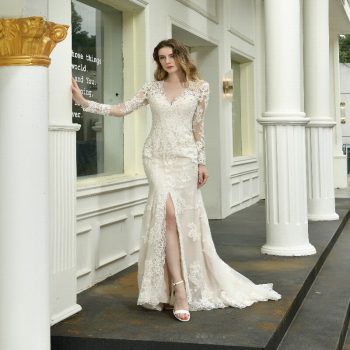 Long Sleeves Split Wedding Dress V-Neck lace Applique Beaded Button  Mermaid Bridal Gown