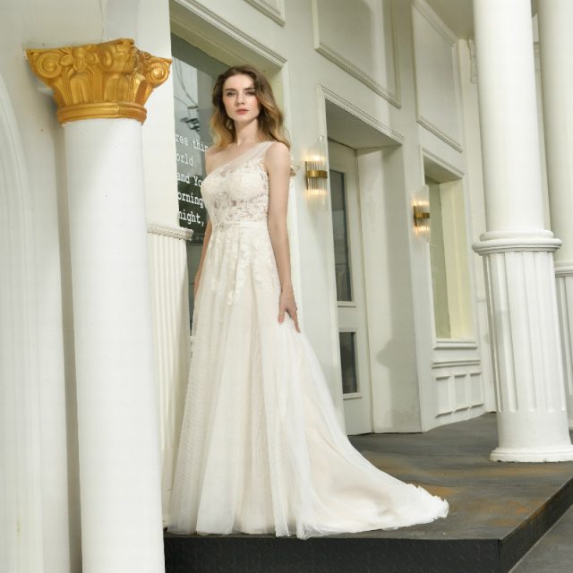 One-shoulder Wedding Dress Rhinestone Sash Applique net button back A-Line Bridal Gown