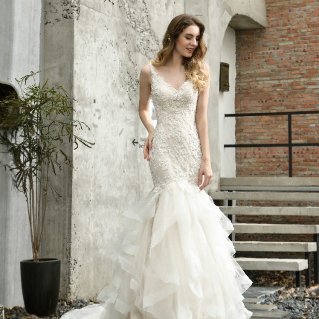 Tiered Mermaid Wedding Dress Sleeveless illusion V-Neck lace Applique Beaded Bridal Gown