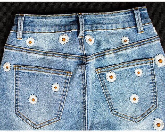 Streetwear Bellbottom Jeans for Women Fashion Blue Jeans Wide Leg Denim Pants Vintage Bleached Embroidery Bootcut Flare Jean