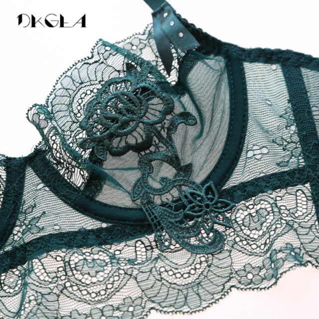 New Luxury Green Lingerie Fashion Sexy Bra Embroidery Lace Women Underwear Bra Set Transparent Brassiere Black Deep V Temptation